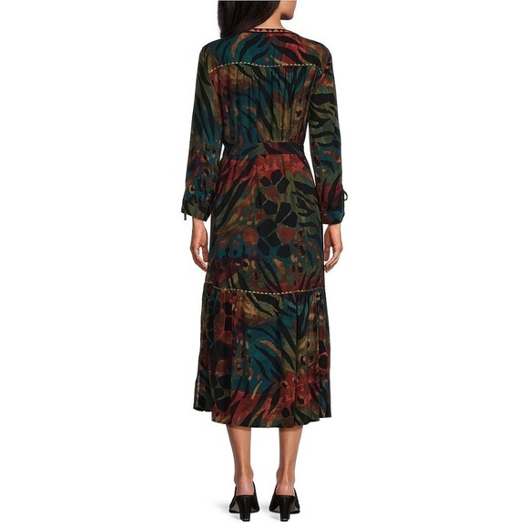 John Mark Woven Animal/Leaf Print Embroidered VNeck 3/4 Sleeve Button Front Midi - Picture 3 of 9